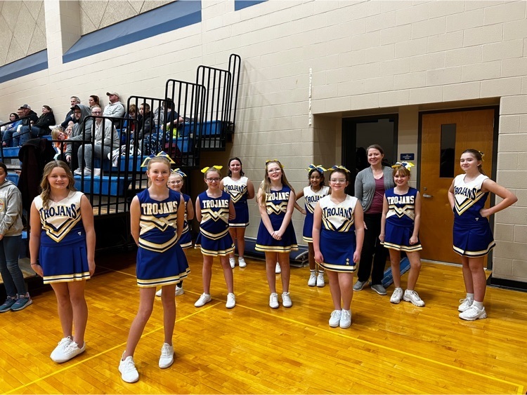 6th grade cheerleaders 